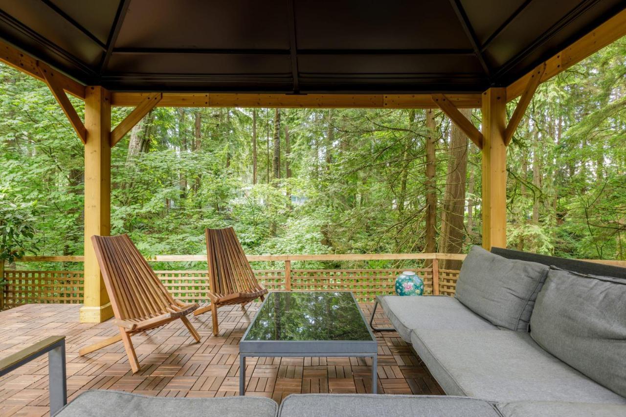 Beautiful Villa With Heated Pool Hot Tub By Forest North Vancouver Exterior photo